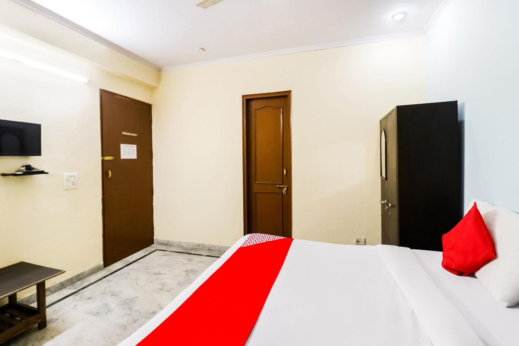 Hotel O Maurya Residency Gurgaon Eksteriør bilde